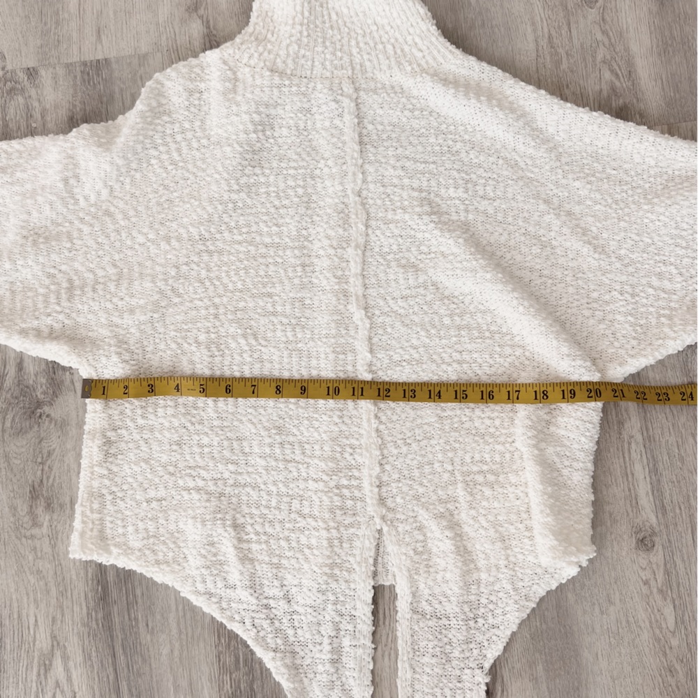 WHITE OVERSIZED TIE UP DROP SLEEVE KNIT SWEATER - Picture 7 of 10
